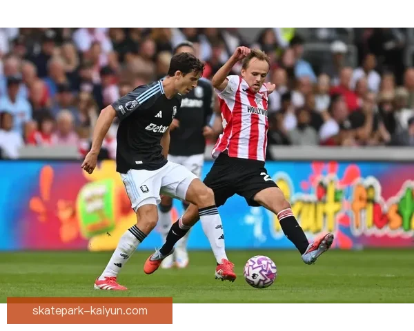 达姆斯高领衔出战，比赛影响力备受关注，媒体热议不断