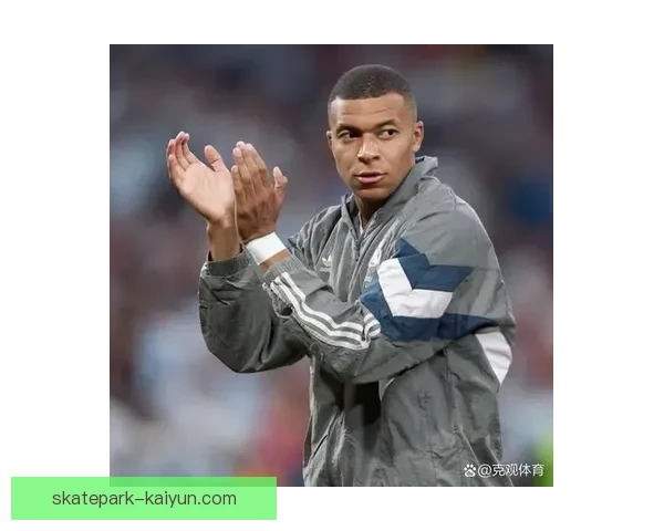 姆巴佩在金球奖竞争中状态回暖，表现备受关注