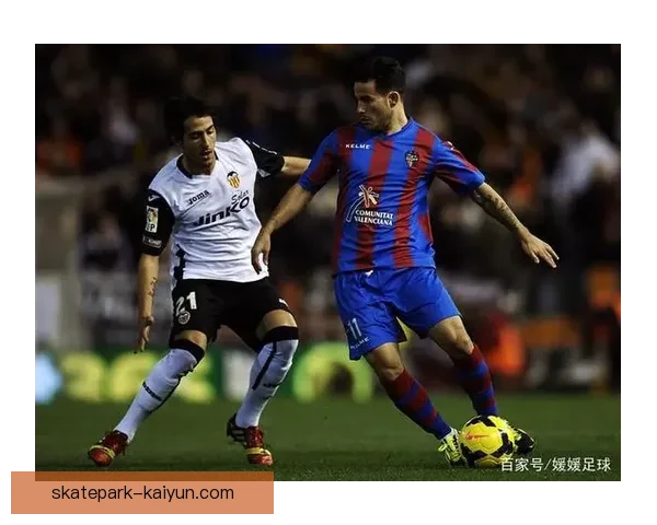 安切洛蒂战术体系持续适配皇马，球队攻防表现稳健